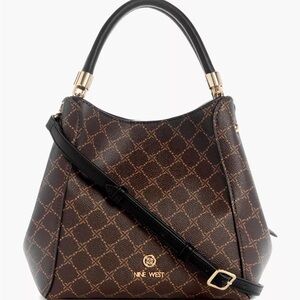 Nine West Neutral Multi-Compartment Mid Size Women’s Pocket Book